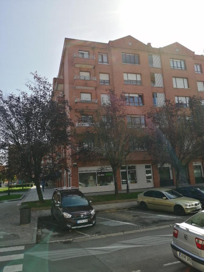 Andramari Tourist Home Parking& Wifi Аморебьета-Эчано Экстерьер фото