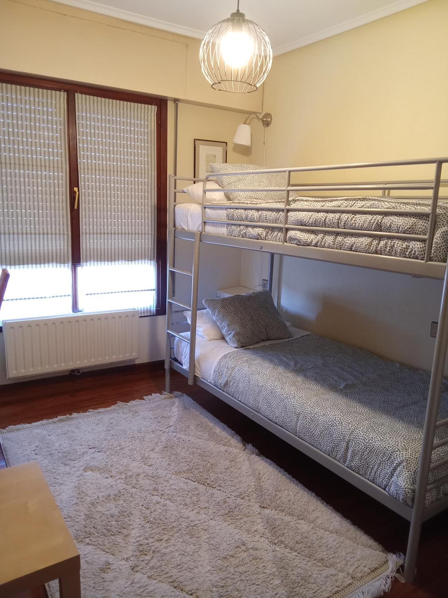 Andramari Tourist Home Parking& Wifi Аморебьета-Эчано Экстерьер фото